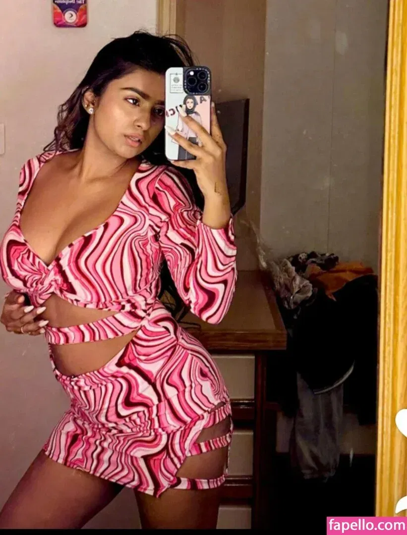 Suhana Khan Onlyfans Photo Gallery 