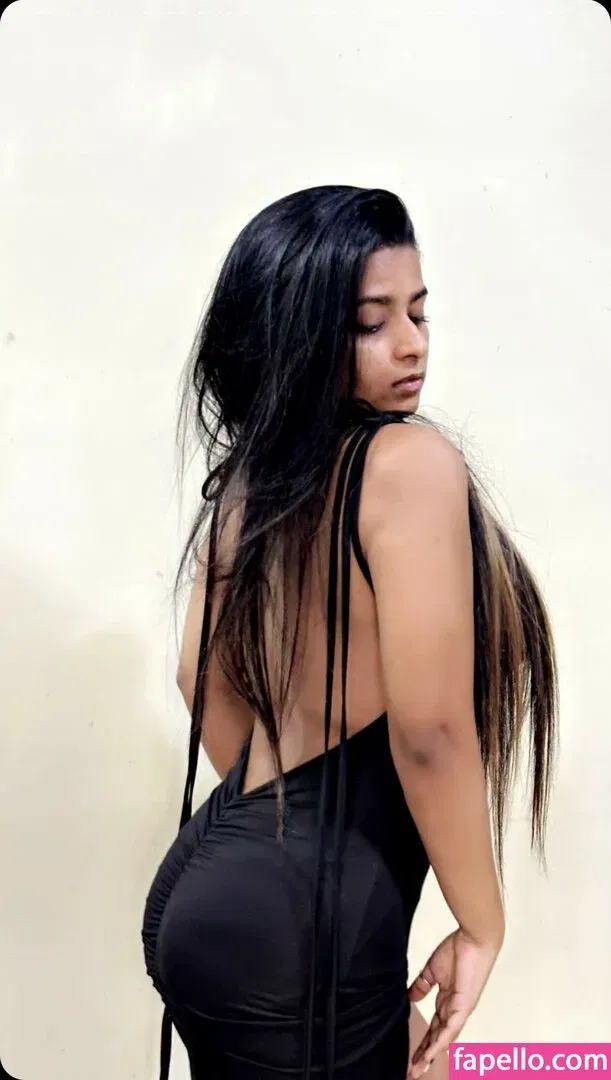 Suhana Khan Onlyfans Photo Gallery 