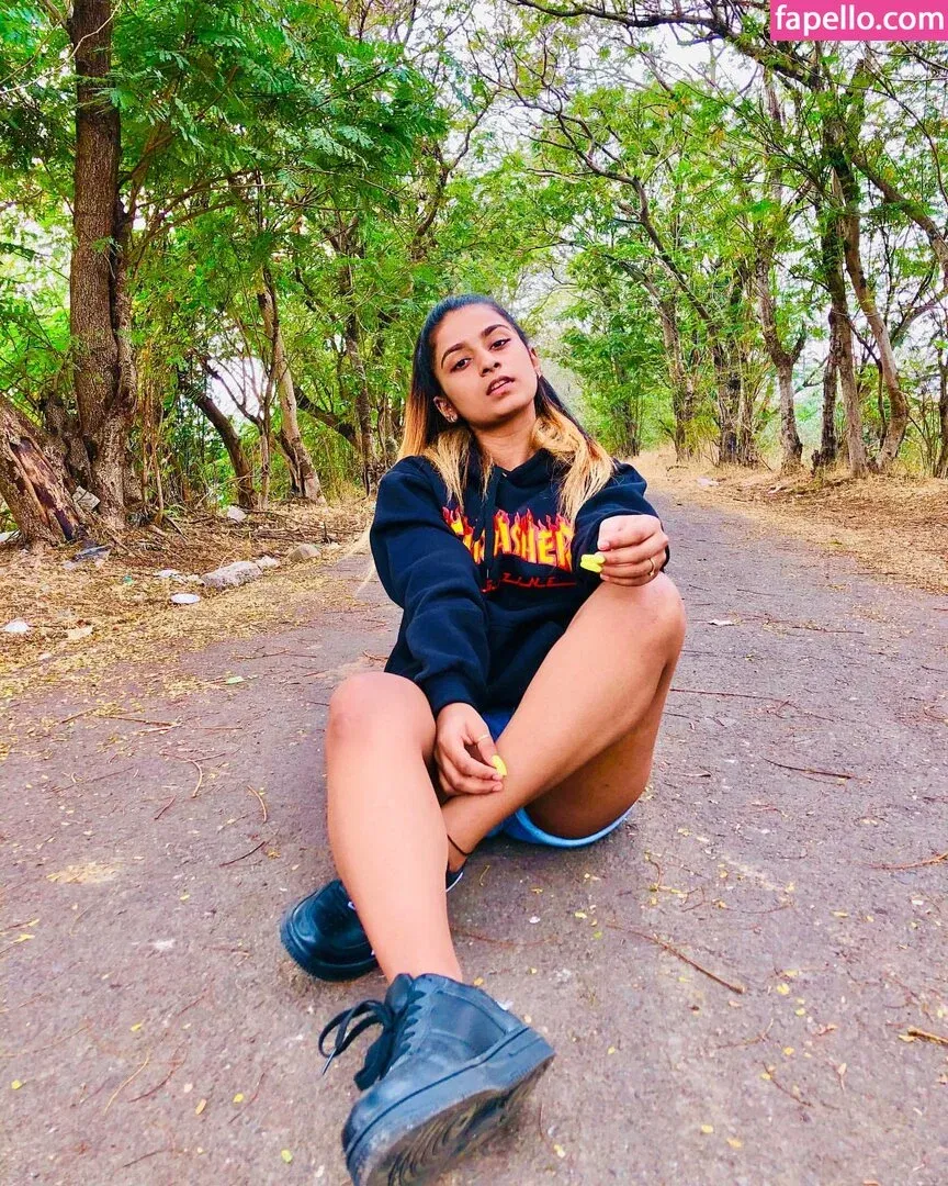 Suhana Khan Onlyfans Photo Gallery 