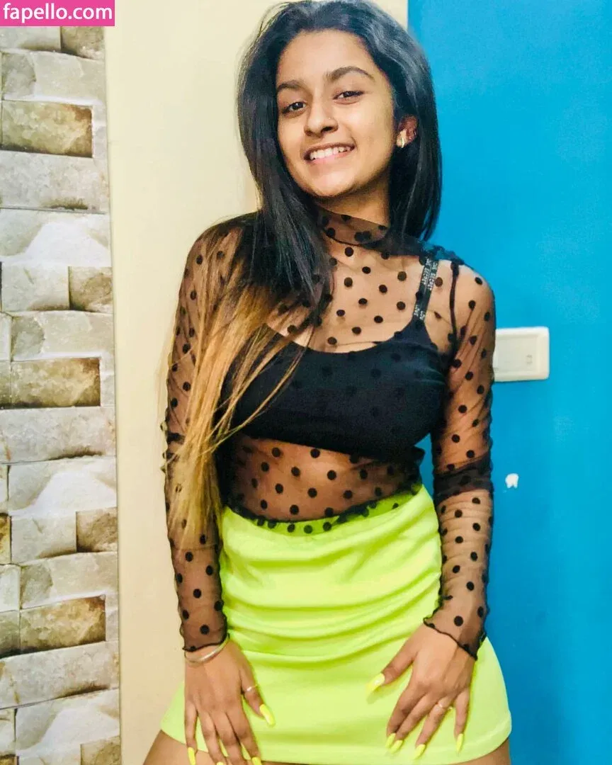 Suhana Khan Onlyfans Photo Gallery 