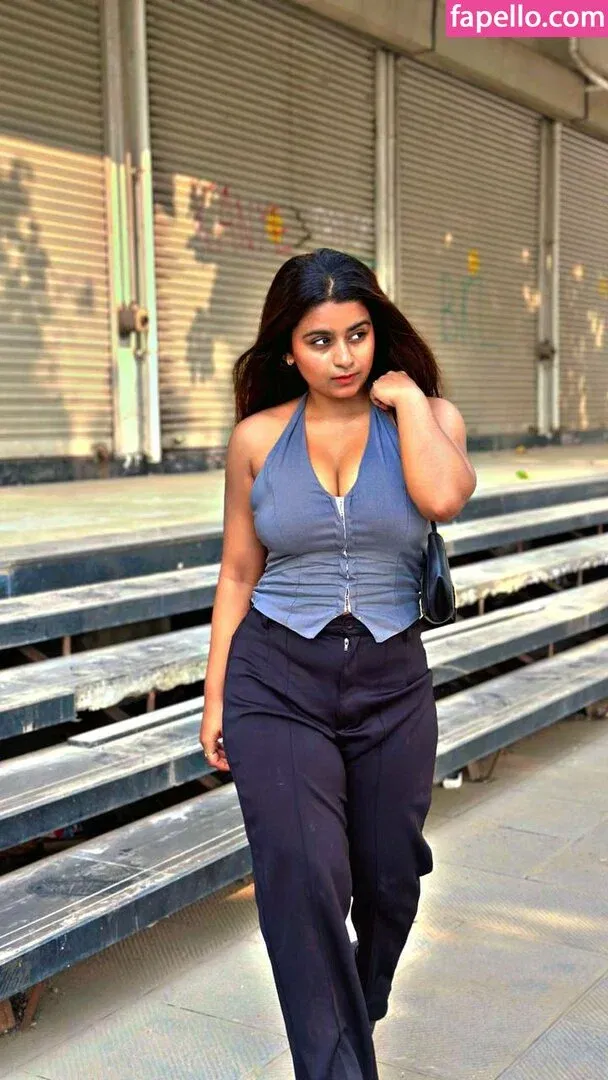 Suhana Khan Onlyfans Photo Gallery 