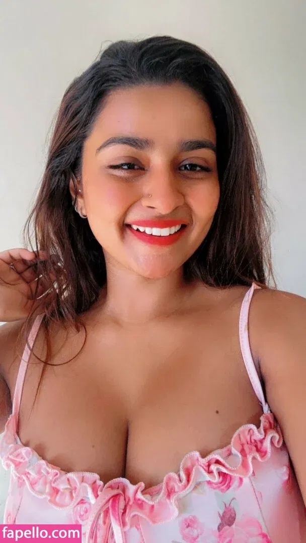 Suhana Khan Onlyfans Photo Gallery 