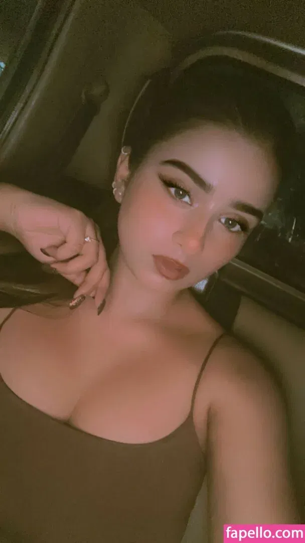 Suhana Khan Onlyfans Photo Gallery 