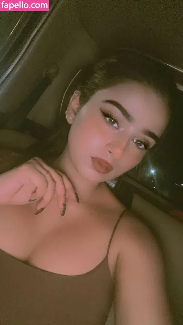 Suhana Khan Onlyfans Photo Gallery 