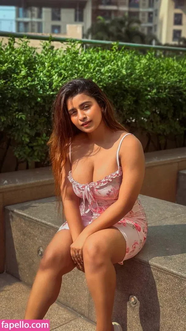 Suhana Khan Onlyfans Photo Gallery 