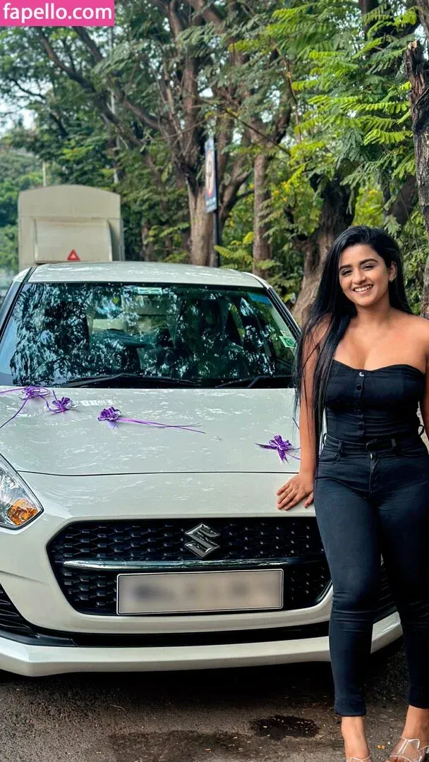 Suhana Khan Onlyfans Photo Gallery 