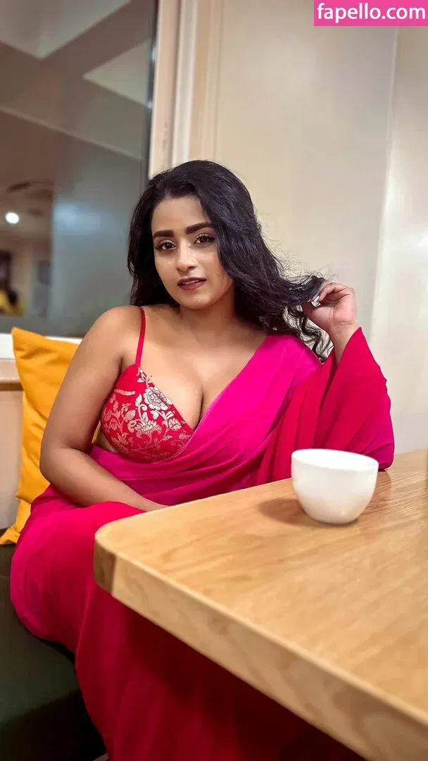 Suhana Khan Onlyfans Photo Gallery 