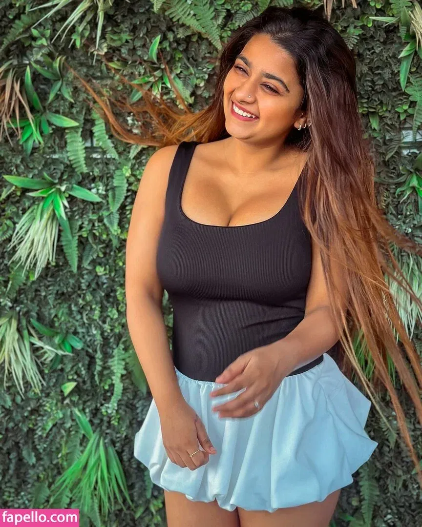 Suhana Khan Onlyfans Photo Gallery 