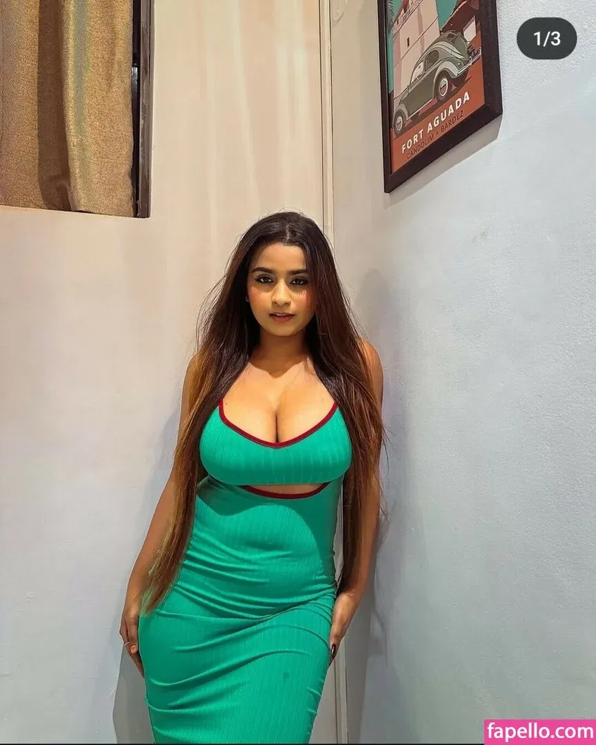 Suhana Khan Onlyfans Photo Gallery 