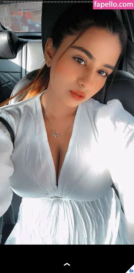 Suhana Khan Onlyfans Photo Gallery 