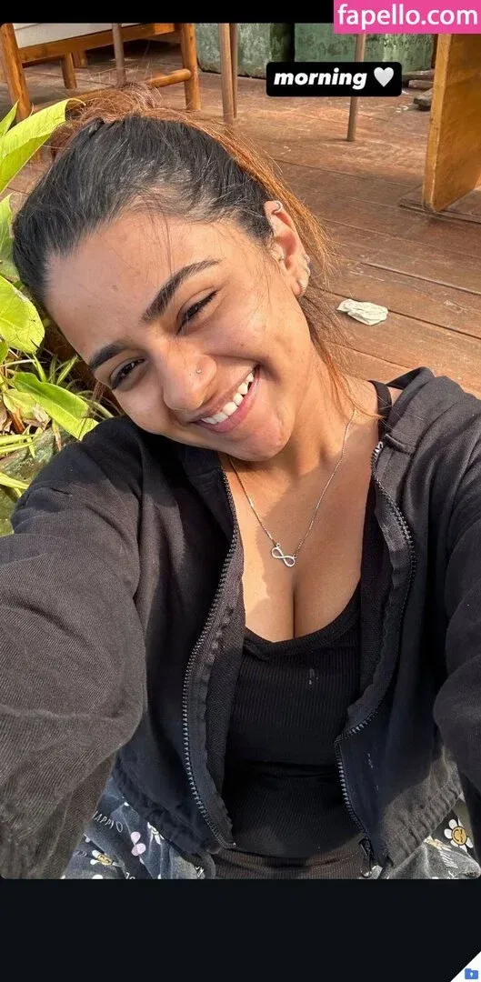 Suhana Khan Onlyfans Photo Gallery 