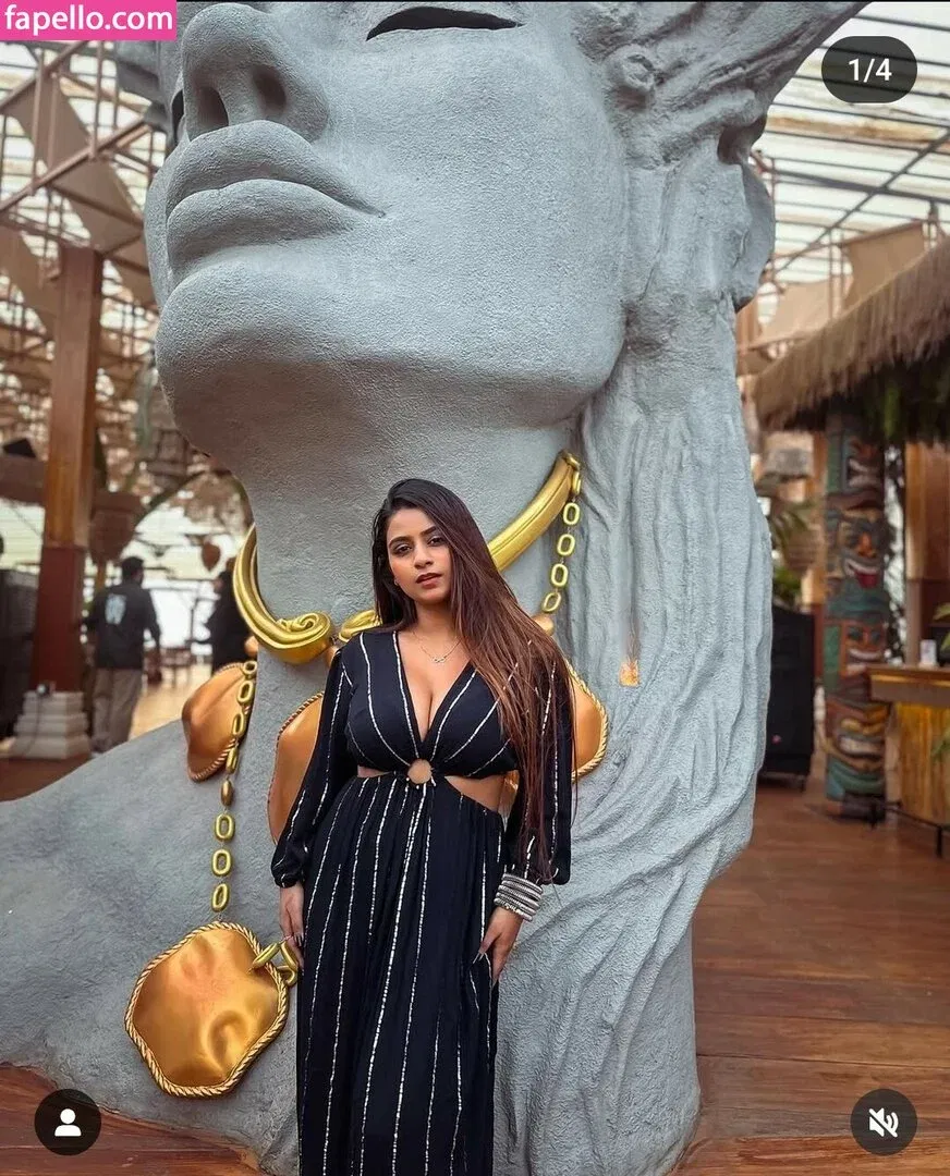 Suhana Khan Onlyfans Photo Gallery 