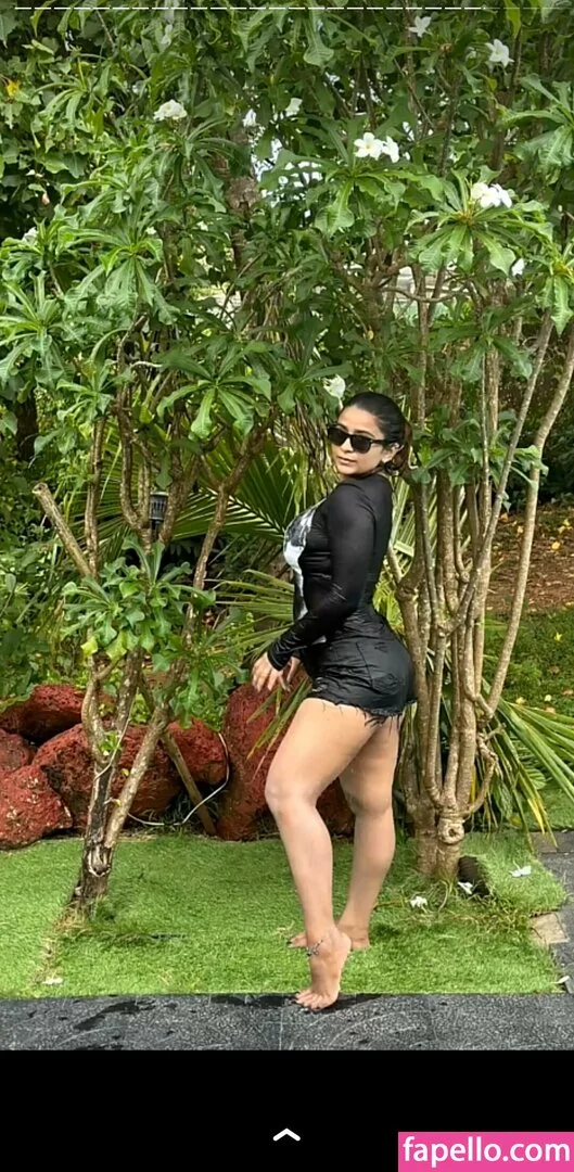 Suhana Khan Onlyfans Photo Gallery 