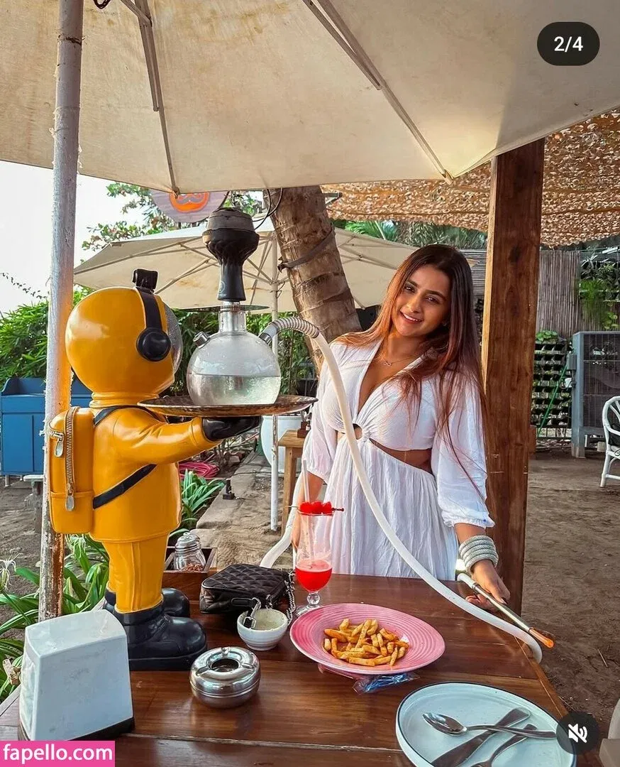 Suhana Khan Onlyfans Photo Gallery 