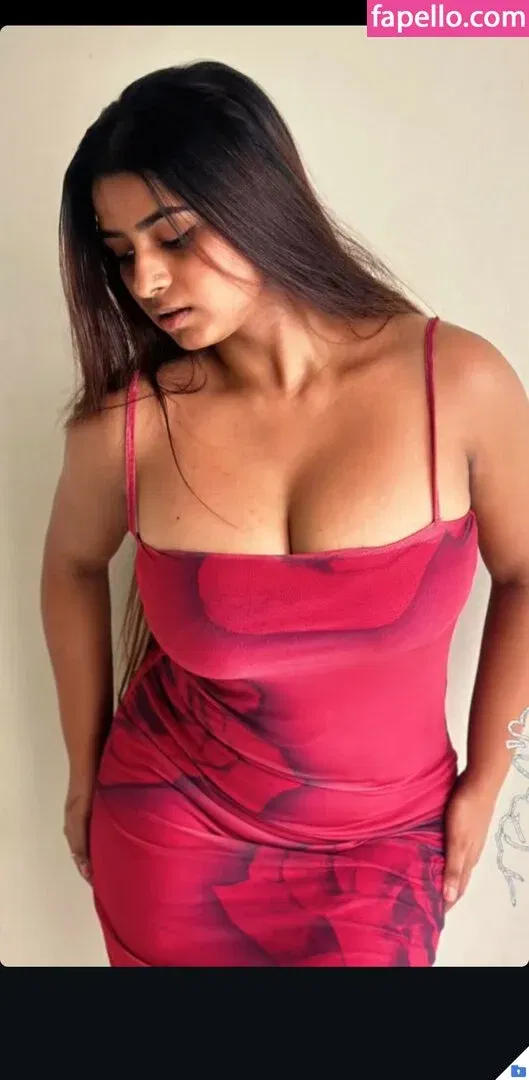 Suhana Khan Onlyfans Photo Gallery 