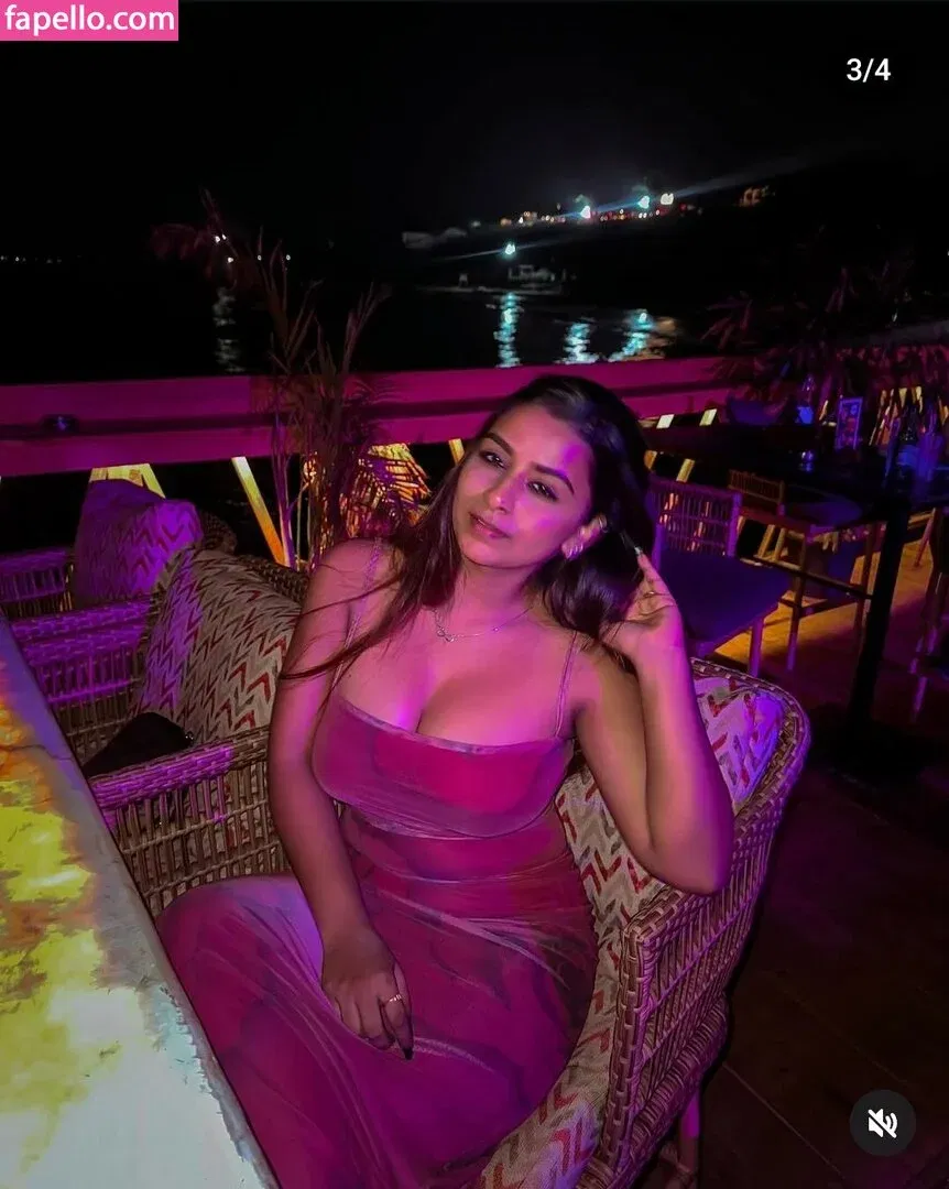 Suhana Khan Onlyfans Photo Gallery 