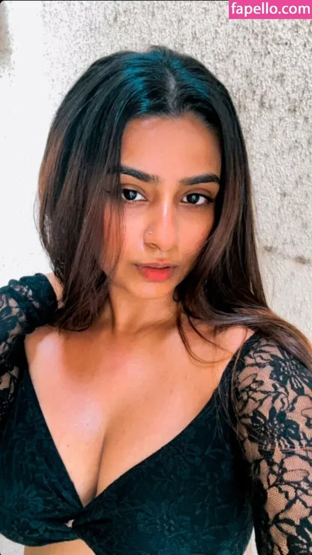 Suhana Khan Onlyfans Photo Gallery 