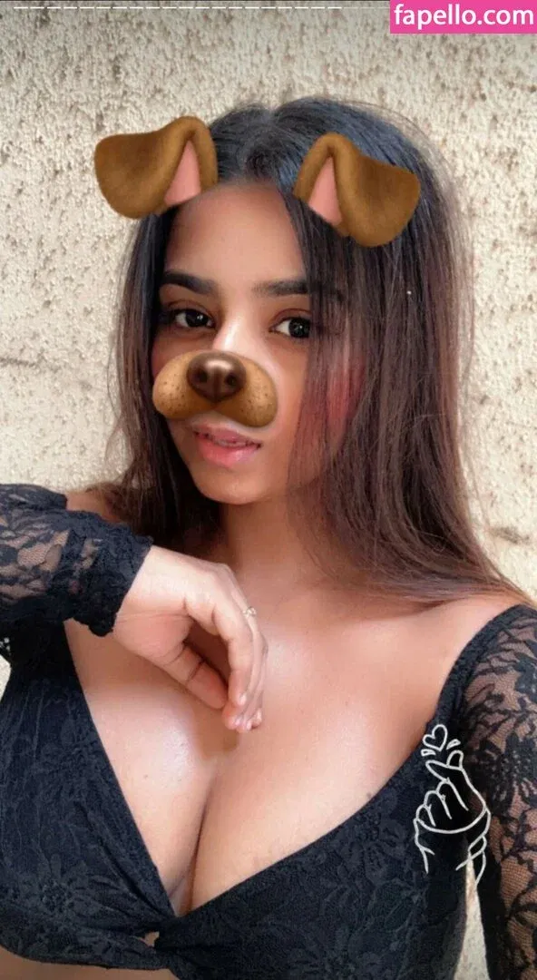 Suhana Khan Onlyfans Photo Gallery 