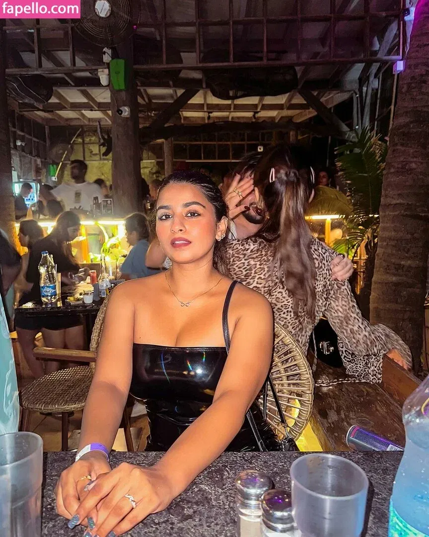 Suhana Khan Onlyfans Photo Gallery 