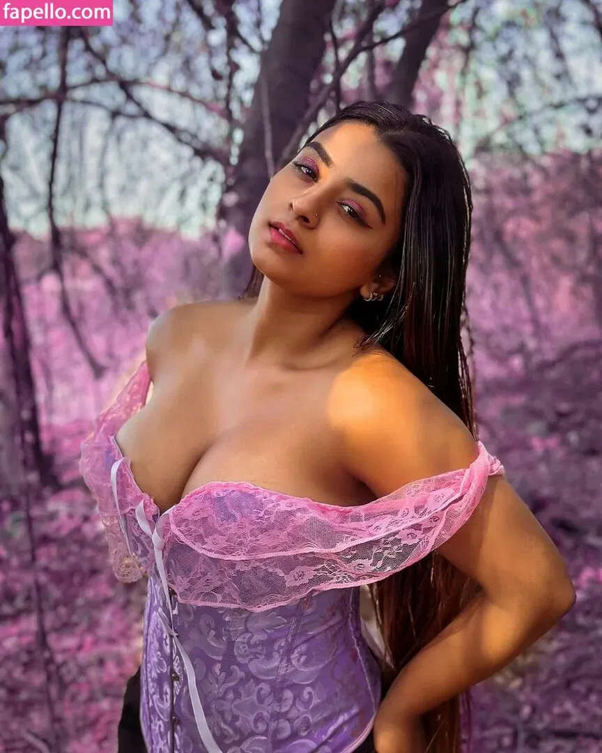 Suhana Khan Onlyfans Photo Gallery 