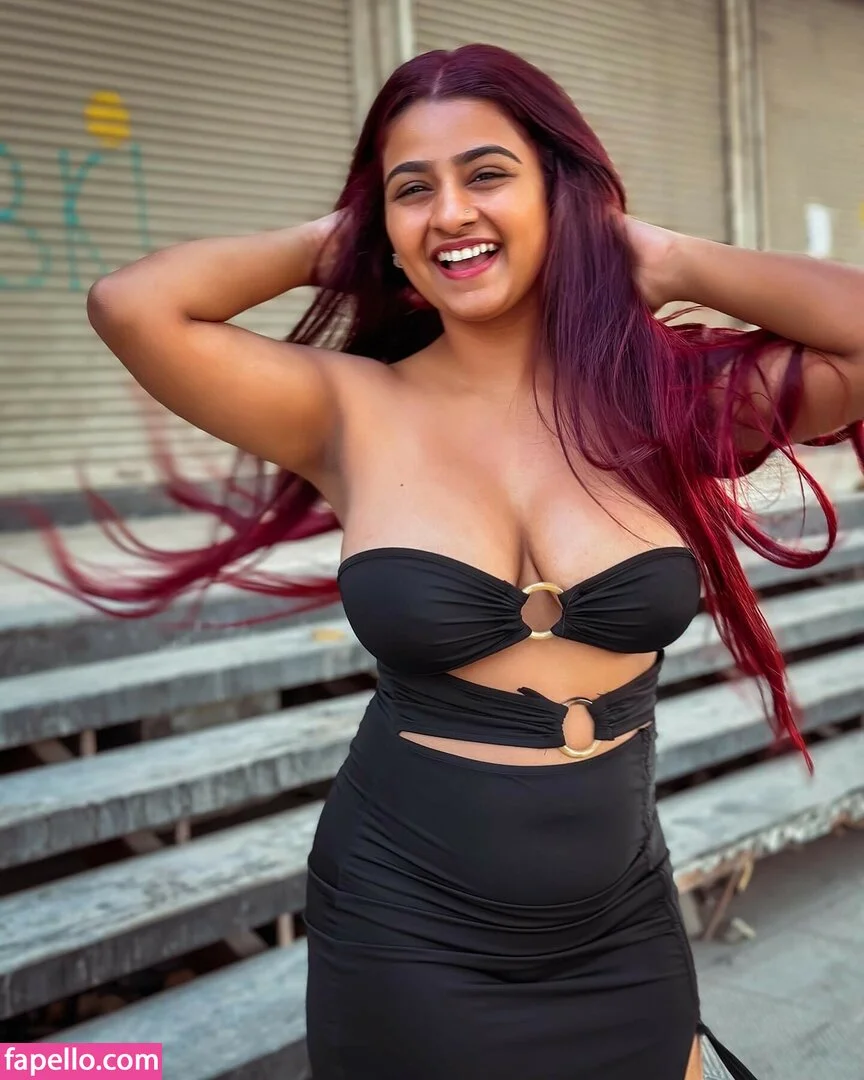 Suhana Khan Onlyfans Photo Gallery 