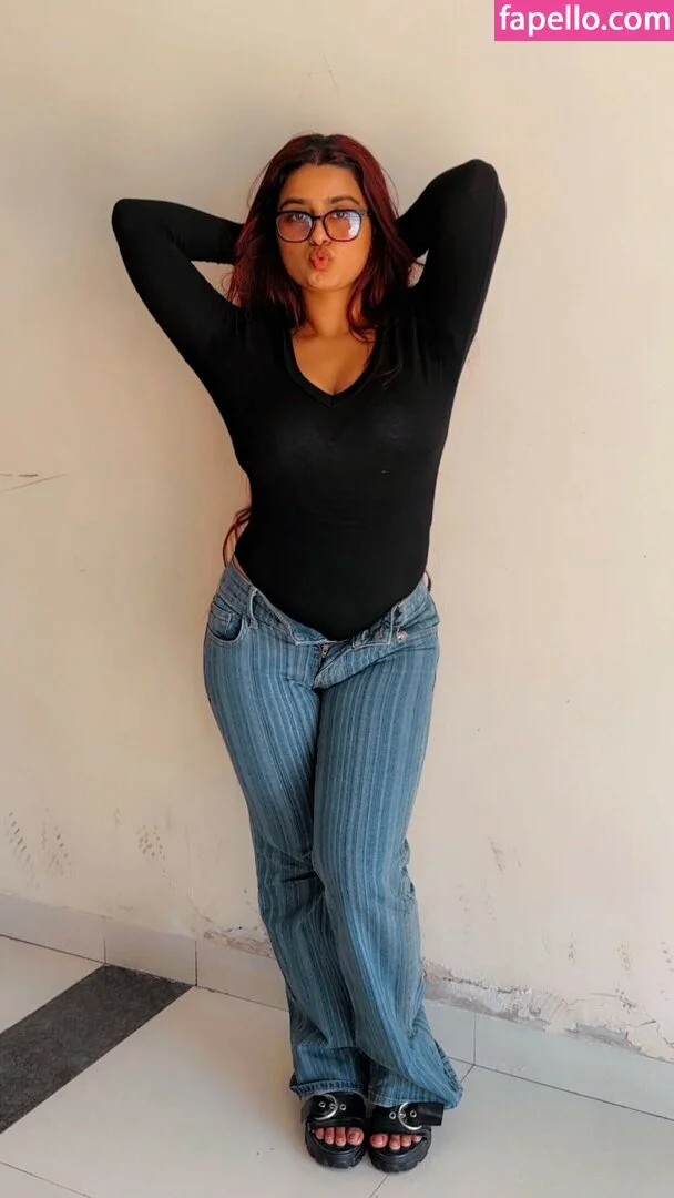 Suhana Khan Onlyfans Photo Gallery 