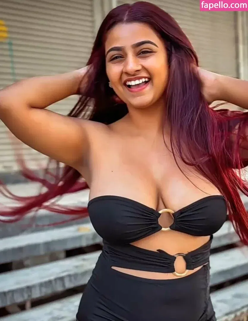 Suhana Khan Onlyfans Photo Gallery 