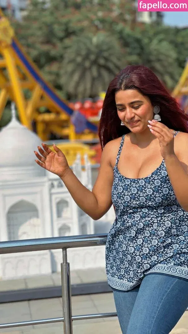 Suhana Khan Onlyfans Photo Gallery 