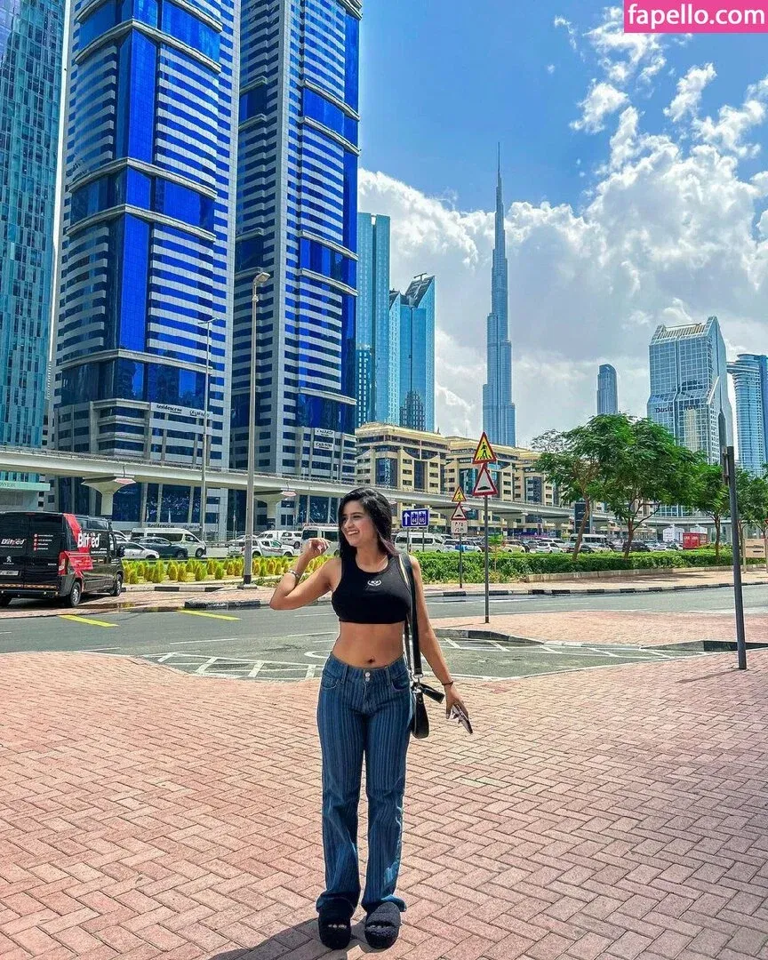 Suhana Khan Onlyfans Photo Gallery 