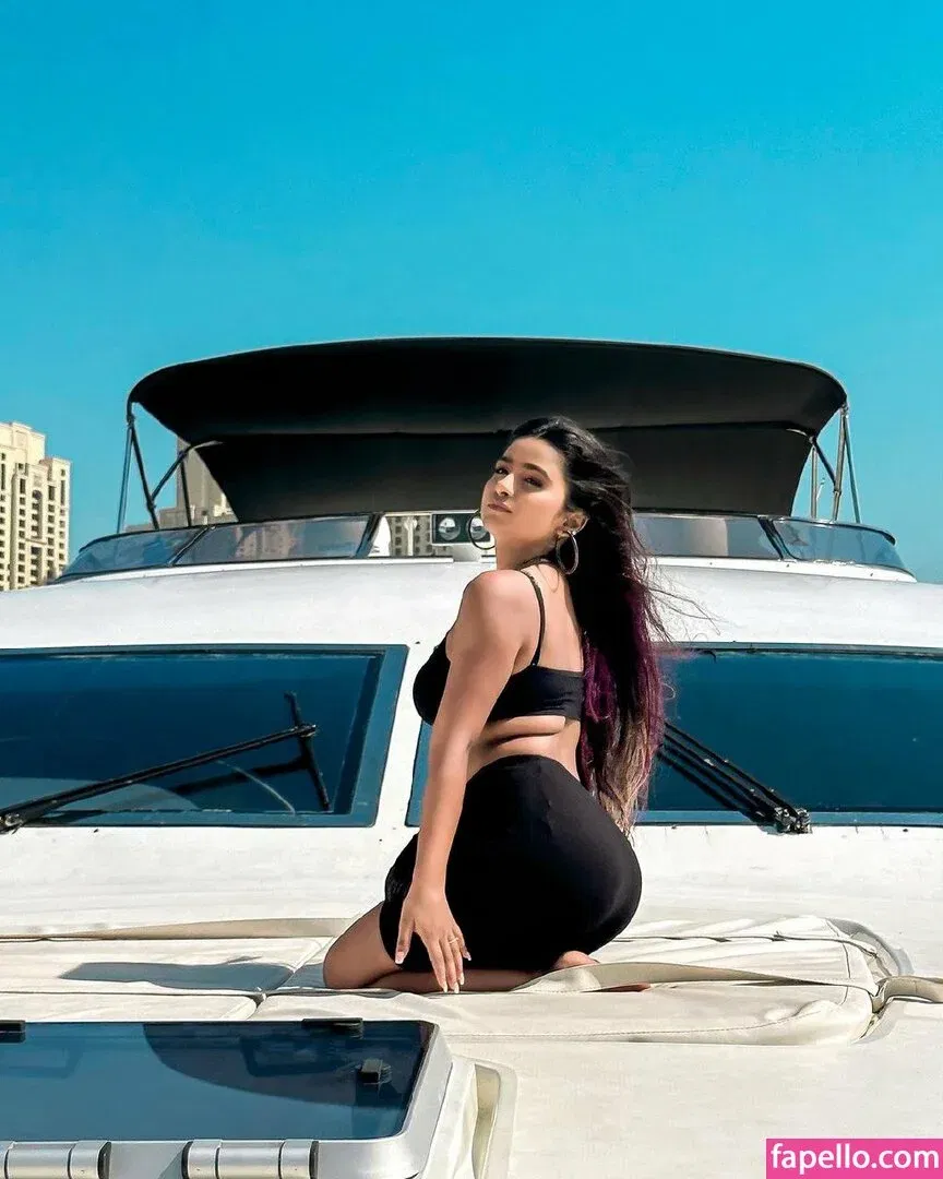 Suhana Khan Onlyfans Photo Gallery 