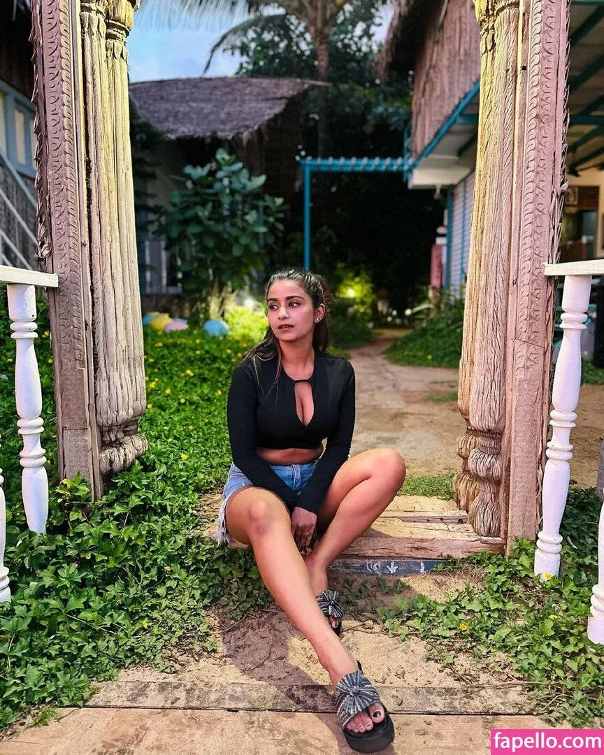 Suhana Khan Onlyfans Photo Gallery 