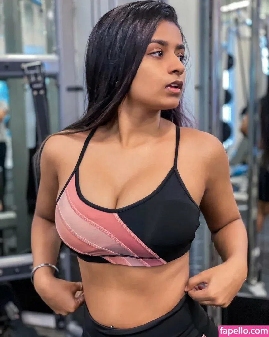 Suhana Khan Onlyfans Photo Gallery 