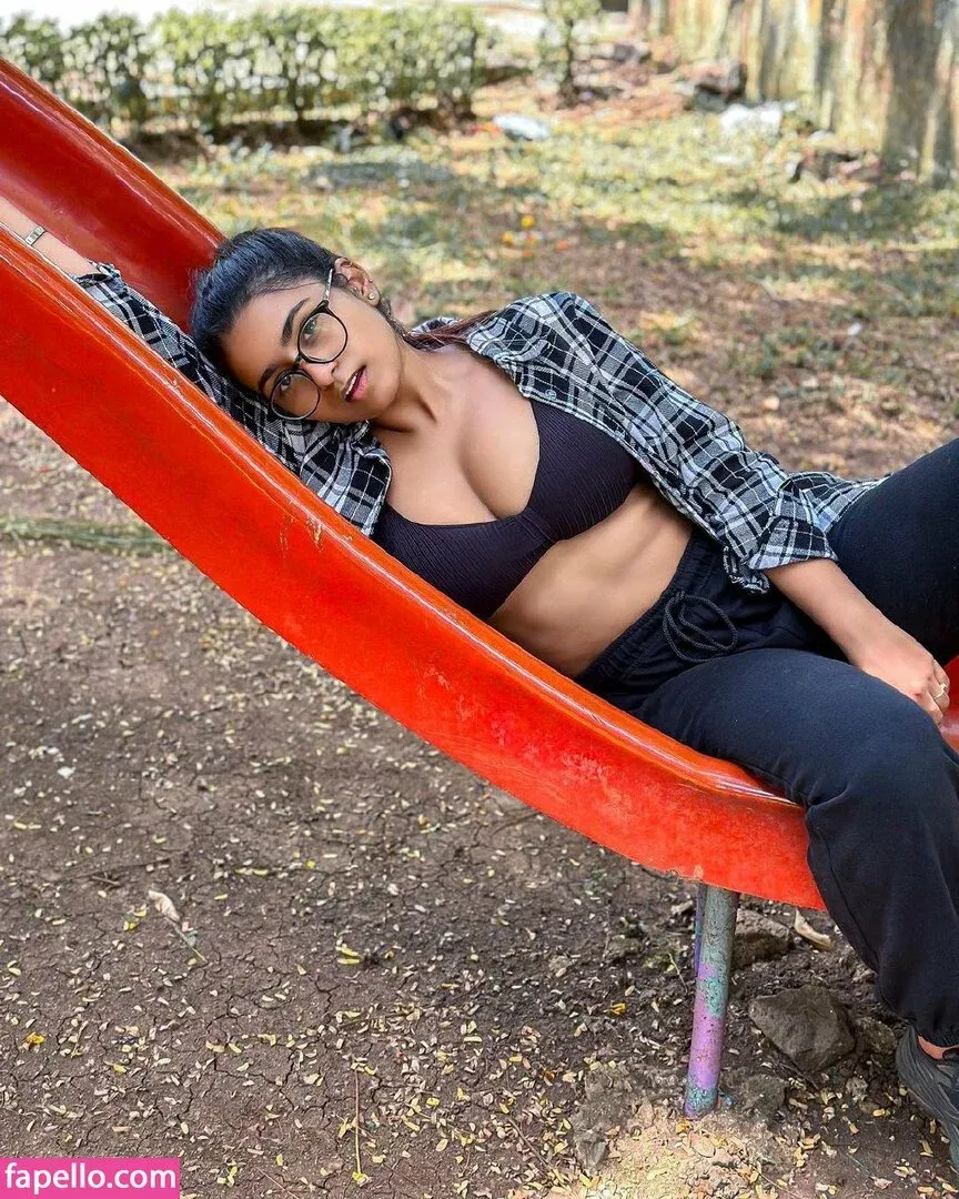 Suhana Khan Onlyfans Photo Gallery 