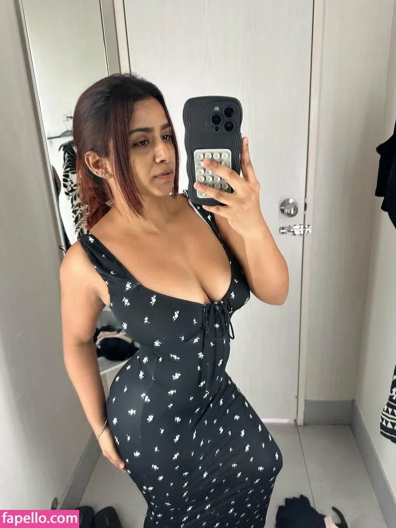 Suhana Khan Onlyfans Photo Gallery 