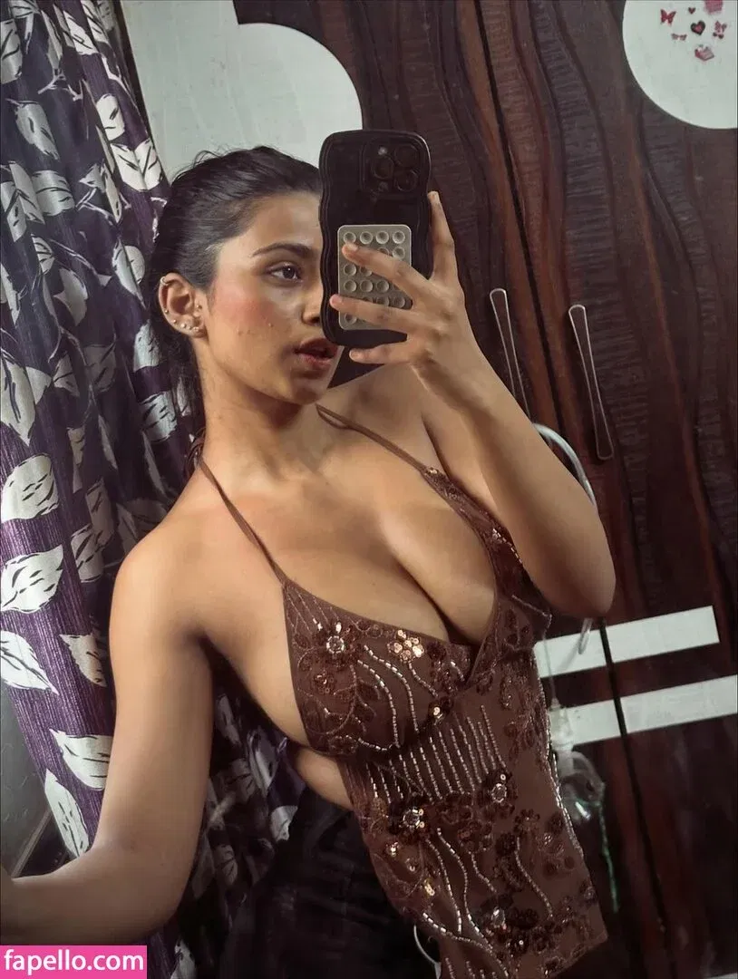 Suhana Khan Onlyfans Photo Gallery 