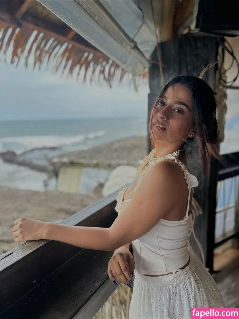 Suhana Khan Onlyfans Photo Gallery 