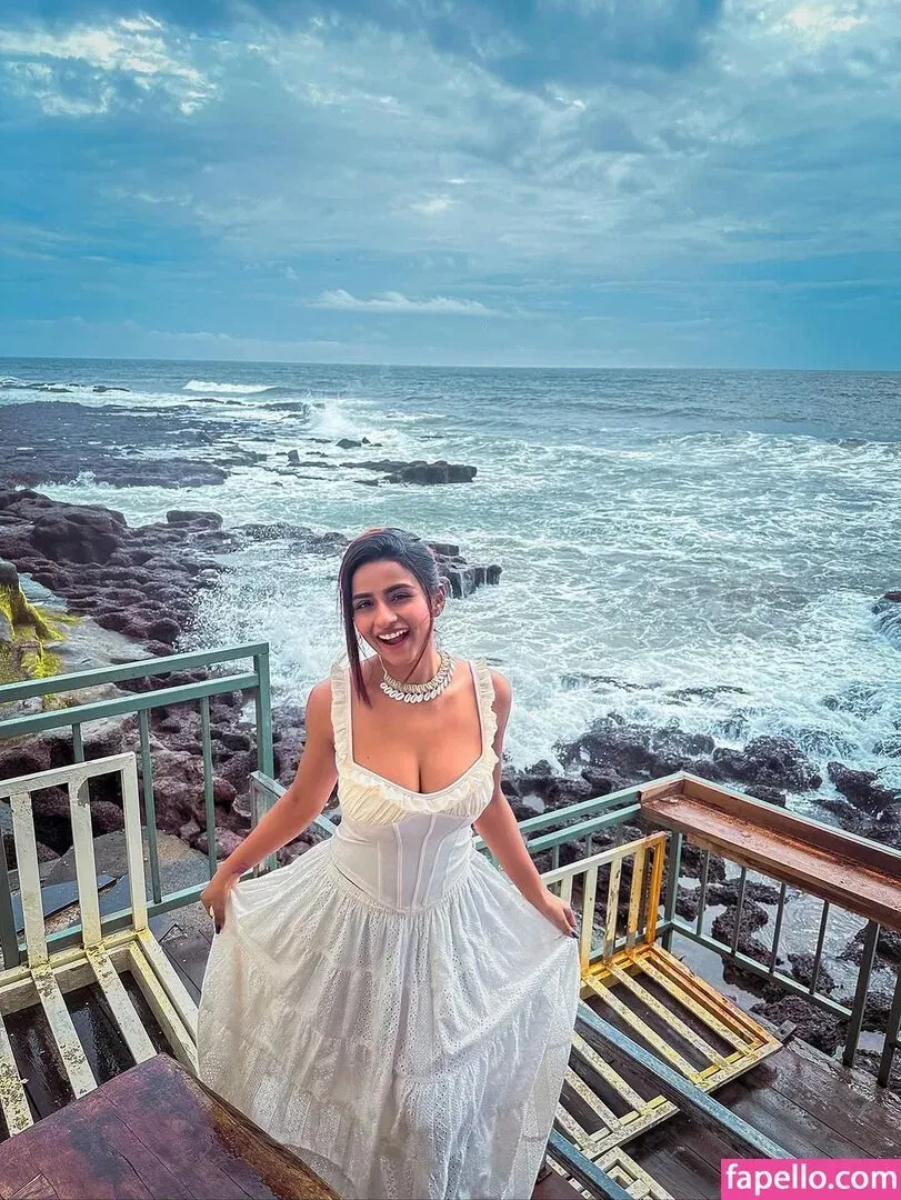 Suhana Khan Onlyfans Photo Gallery 