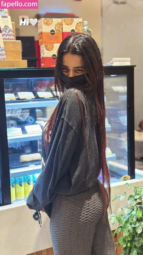 Suhana Khan Onlyfans Photo Gallery 