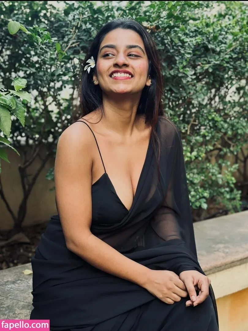 Suhana Khan Onlyfans Photo Gallery 