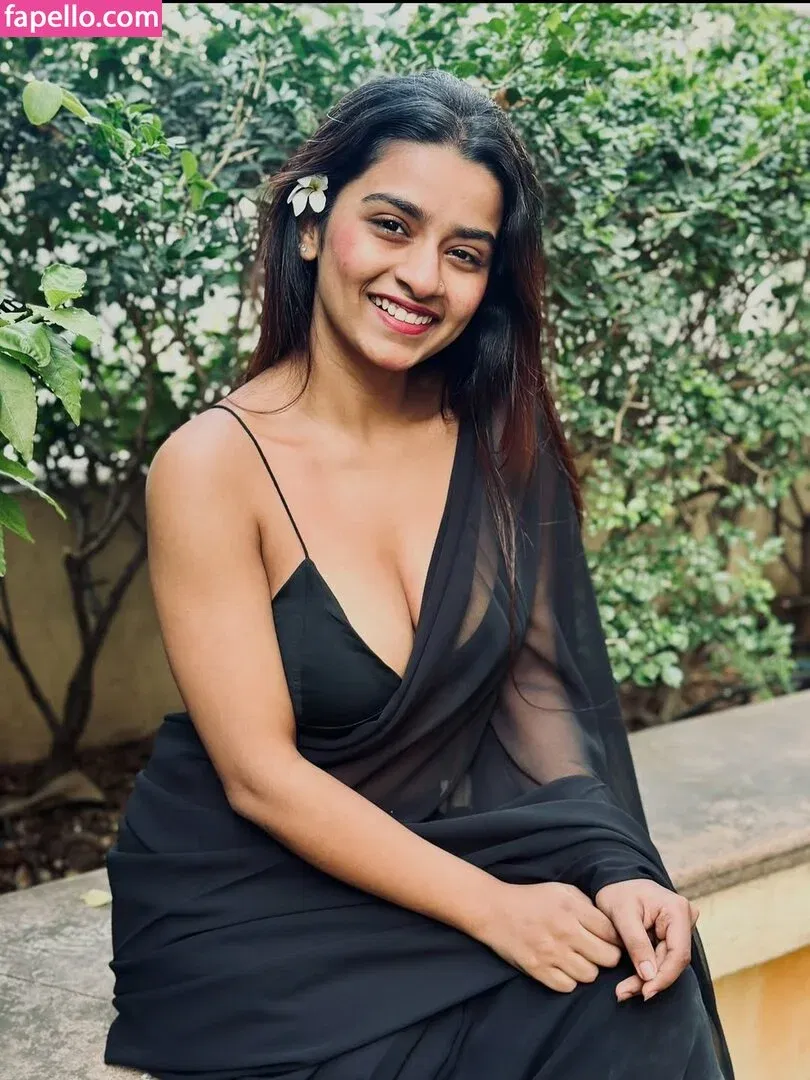 Suhana Khan Onlyfans Photo Gallery 