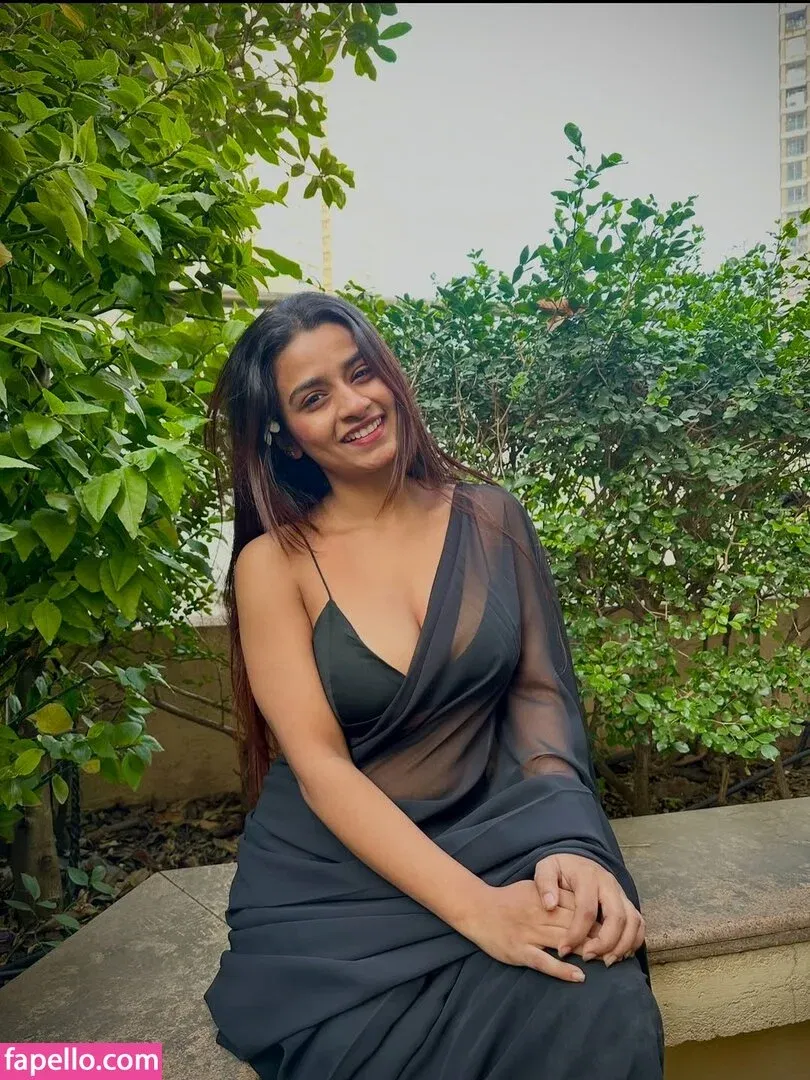 Suhana Khan Onlyfans Photo Gallery 