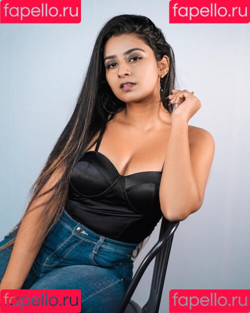 Suhana Khan Onlyfans Photo Gallery 