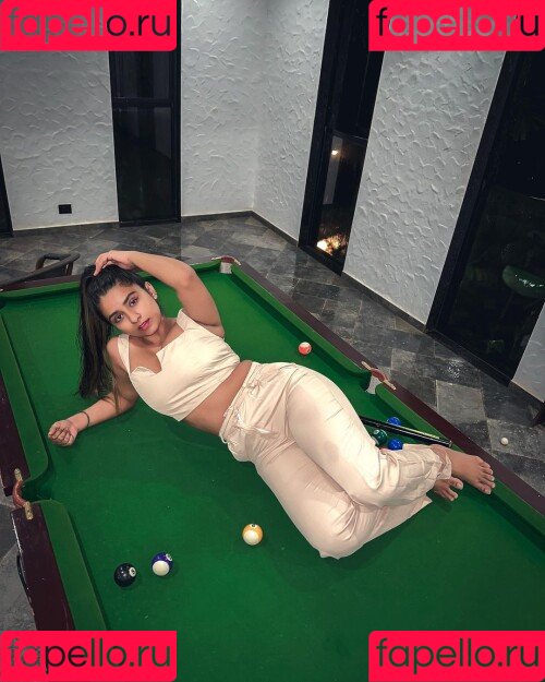 Suhana Khan Onlyfans Photo Gallery 