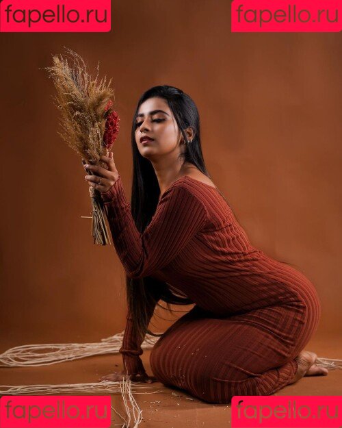 Suhana Khan Onlyfans Photo Gallery 