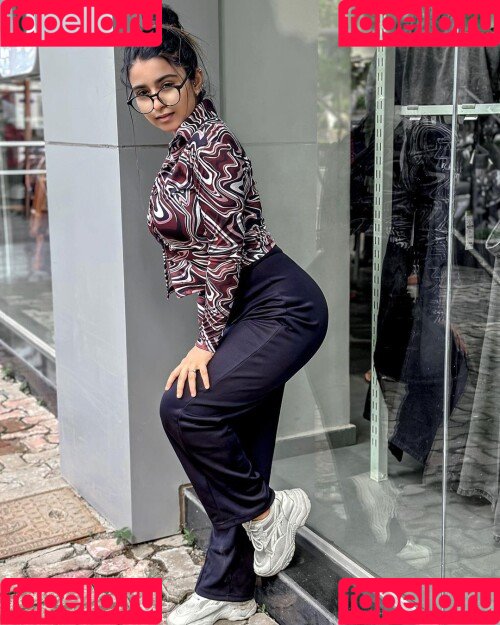 Suhana Khan Onlyfans Photo Gallery 