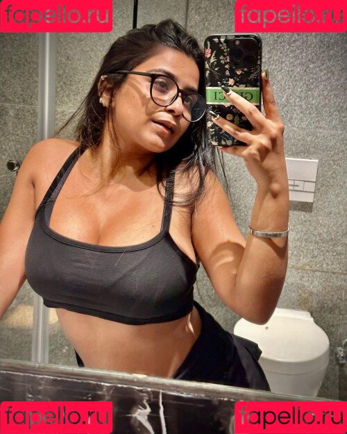 Suhana Khan Onlyfans Photo Gallery 