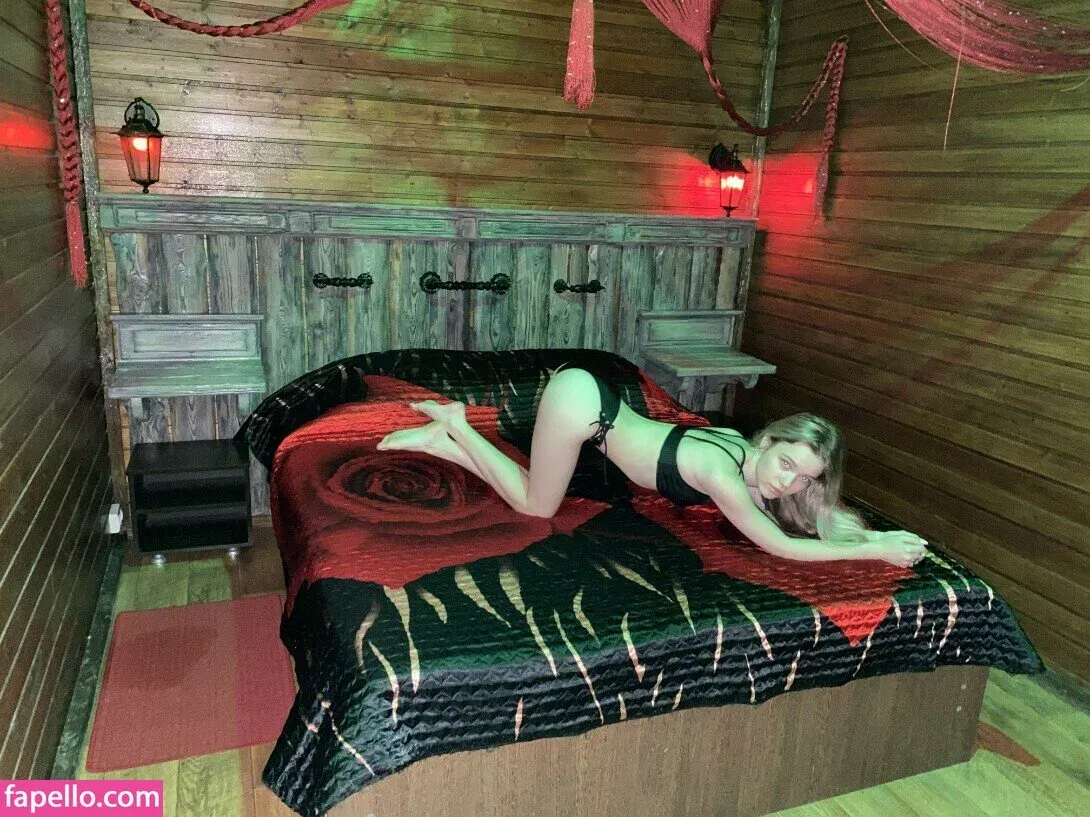 Rare_tori Onlyfans Photo Gallery 