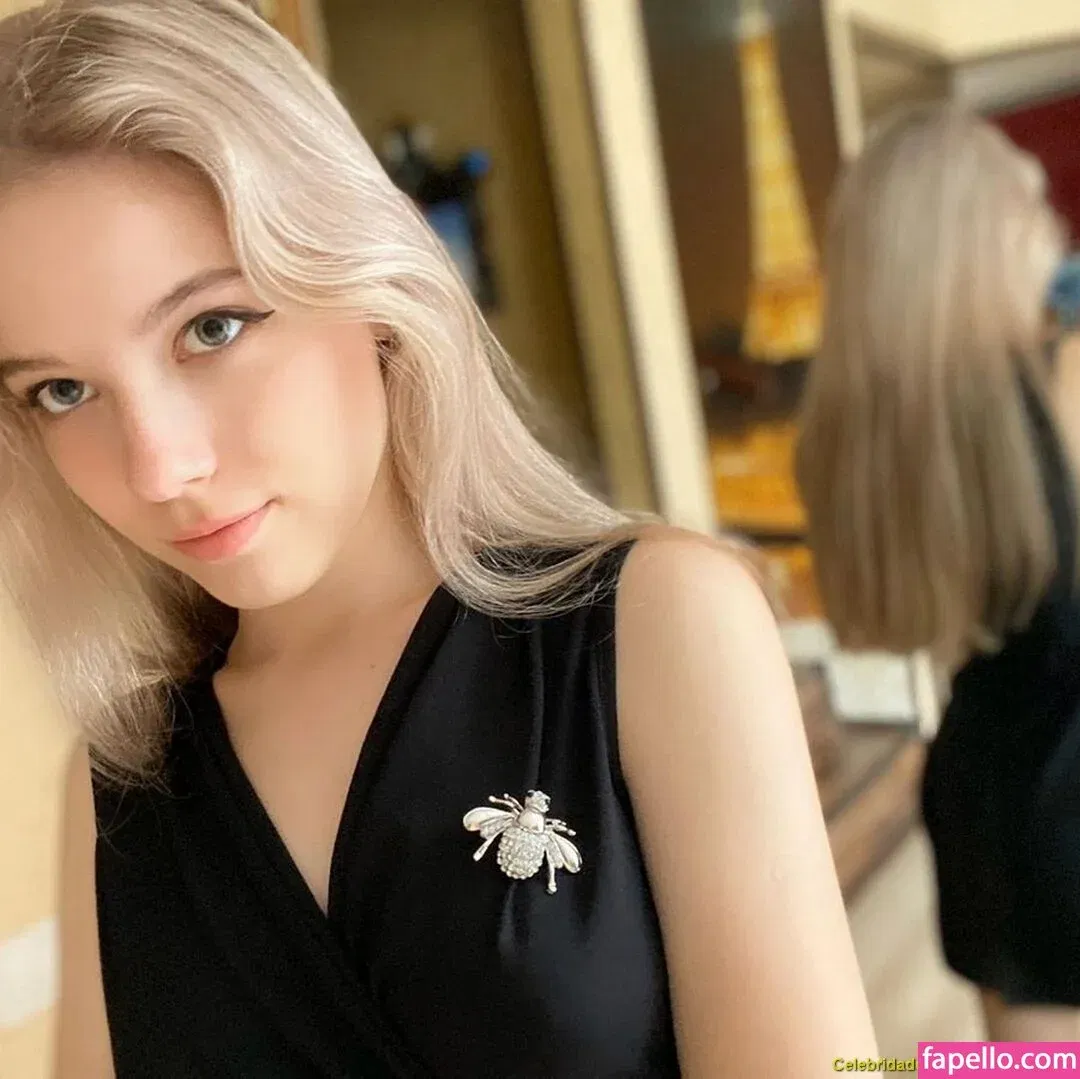 Rare_tori Onlyfans Photo Gallery 