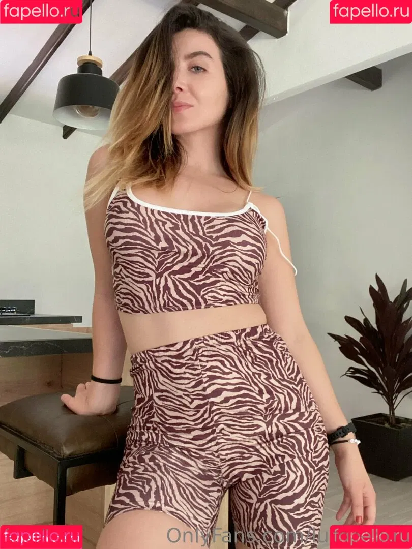 Lucyisloud Onlyfans Photo Gallery 
