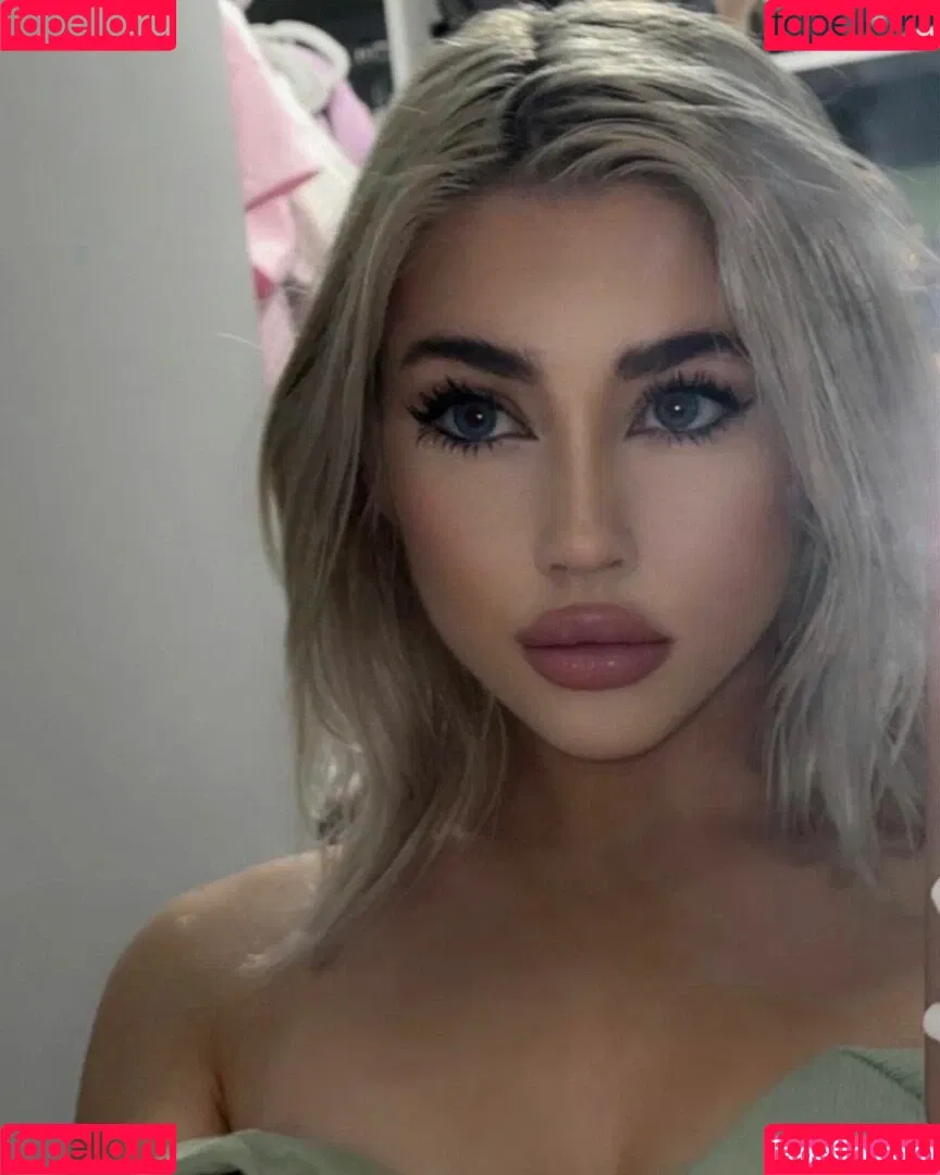 Hailsbee Onlyfans Photo Gallery 